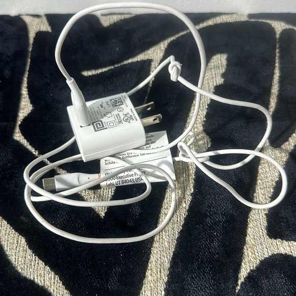 Owlet baby monitor base - Picture 2 of 2